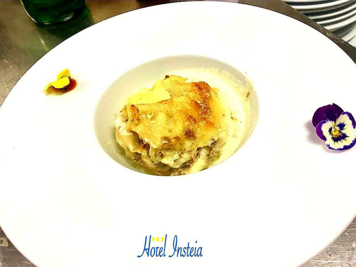 Hotel Insteia Полла Екстер'єр фото